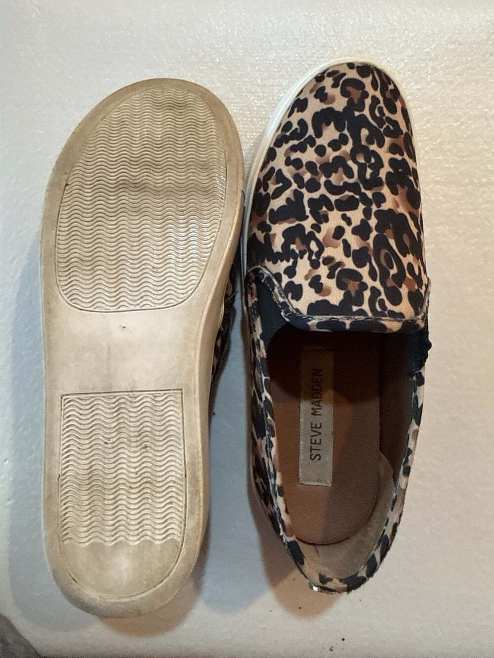 Steve Madden Symba Size 6.5M Leopard Print Slip On Shoes